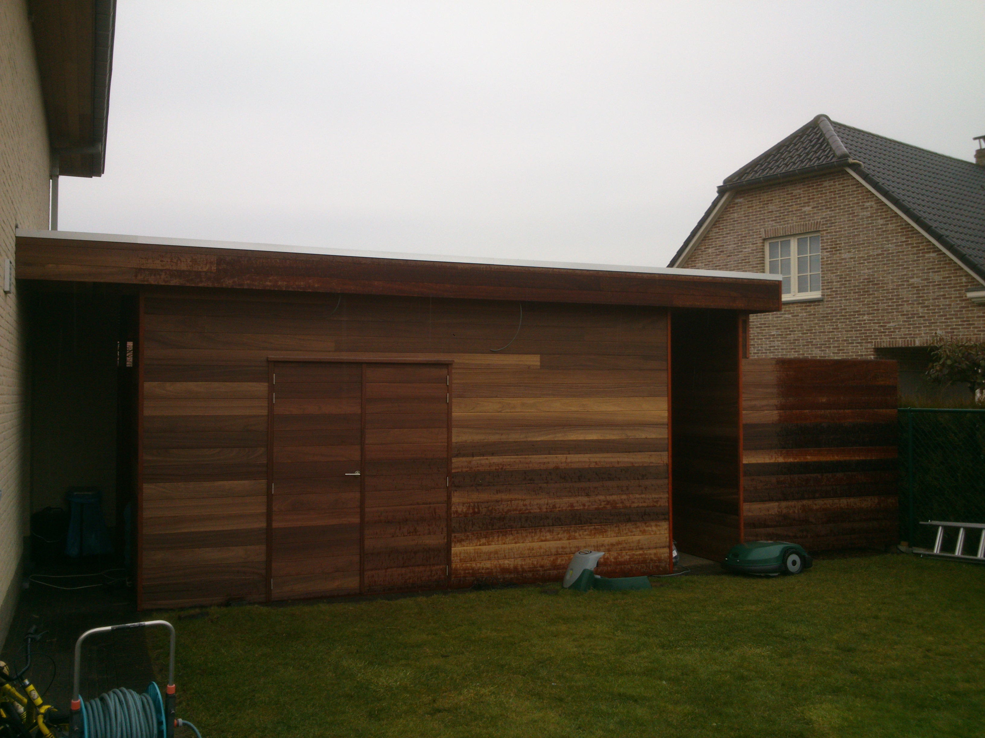 carport in padouk 2